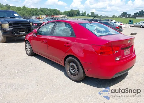 2013 Kia Forte Ex z USA, uszkodzony, nr VIN KNAFU4A24D5726925